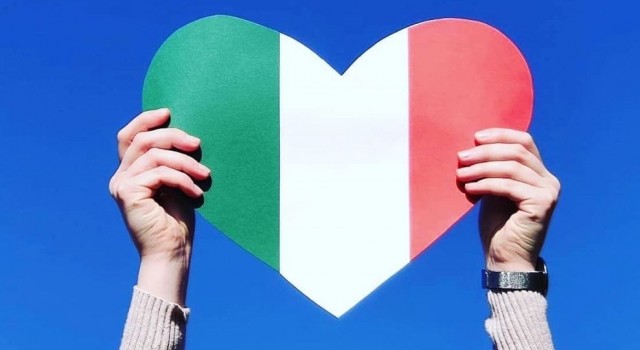 Erfolgreiche Fotoaktion - Solidarität für Italien 